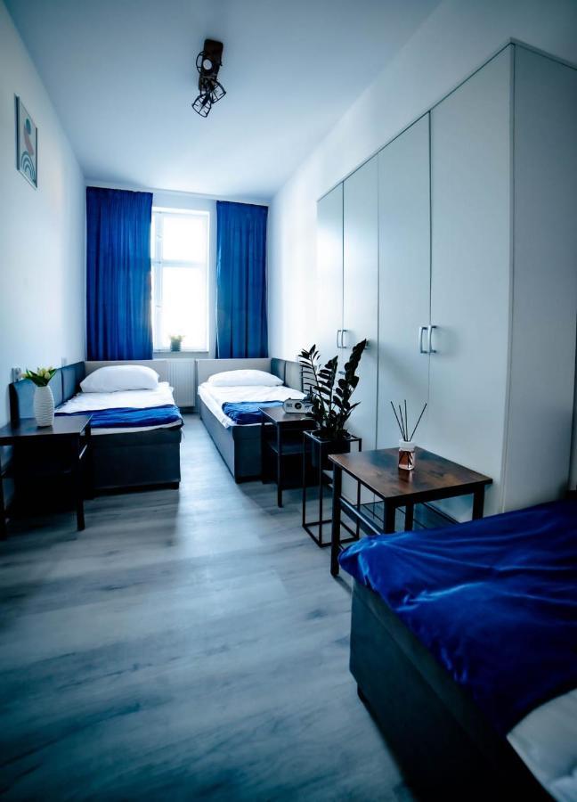 Lofty Apartamenty Namyslow I Extérieur photo
